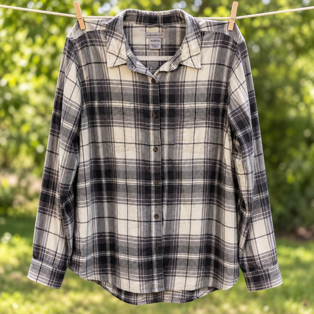 Carhartt Women's XL 16/18 Gray Cream Plaid Button Front Long Sleeve Shirt